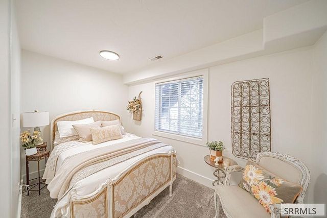 110 S 12th W, Rexburg, ID 83440