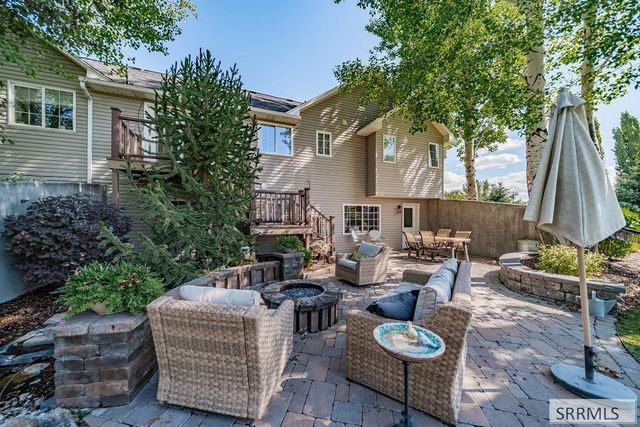 110 S 12th W, Rexburg, ID 83440