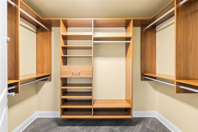 10851 MANGROVE CAY LANE NE 1112, St Petersburg, FL 33716