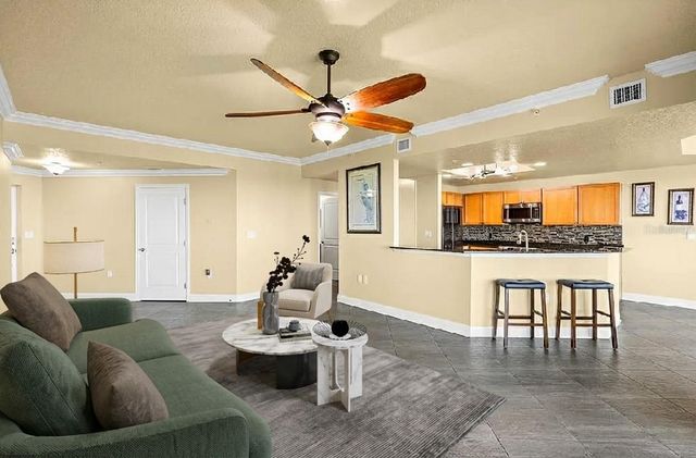 10851 MANGROVE CAY LANE NE 1112, St Petersburg, FL 33716