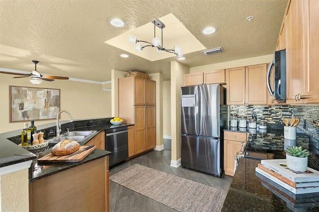 10851 MANGROVE CAY LANE NE 1112, St Petersburg, FL 33716