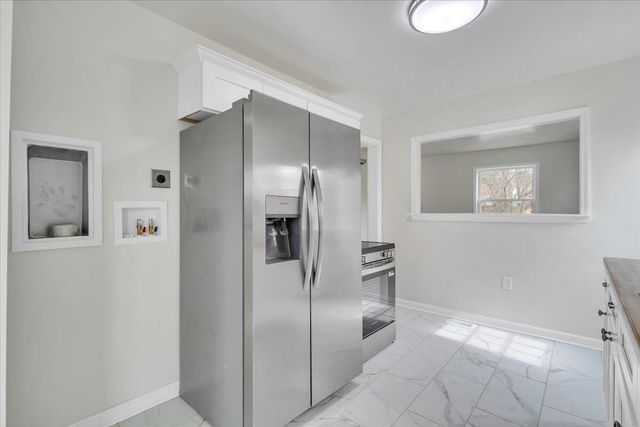 2002 Wayne ST, Roanoke, VA 24012