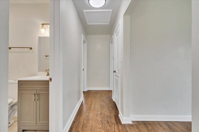 2002 Wayne ST, Roanoke, VA 24012