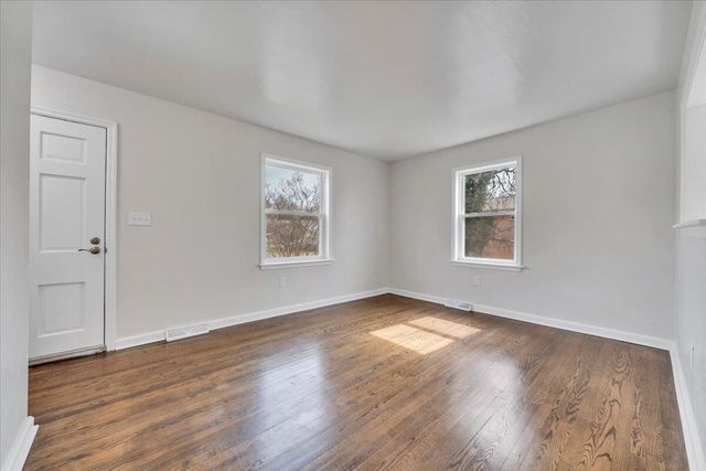 2002 Wayne ST, Roanoke, VA 24012