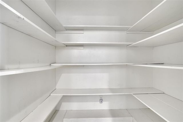 508 Wildwood Drive, Lake Charles, LA 70611