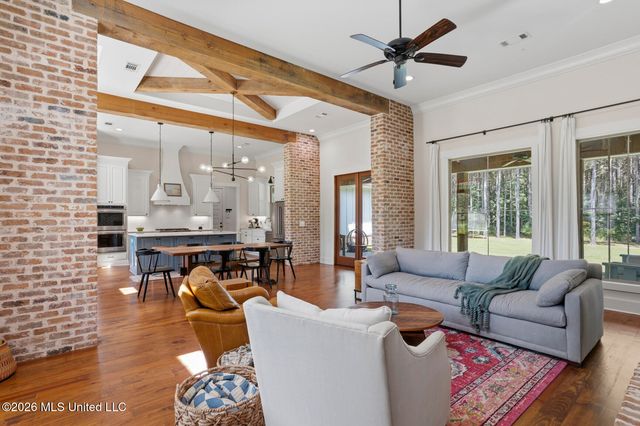 790 Clover Ridge Way, Brandon, MS 39047