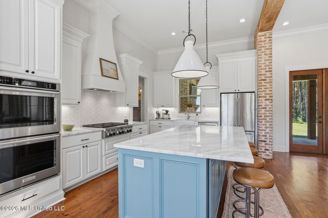 790 Clover Ridge Way, Brandon, MS 39047