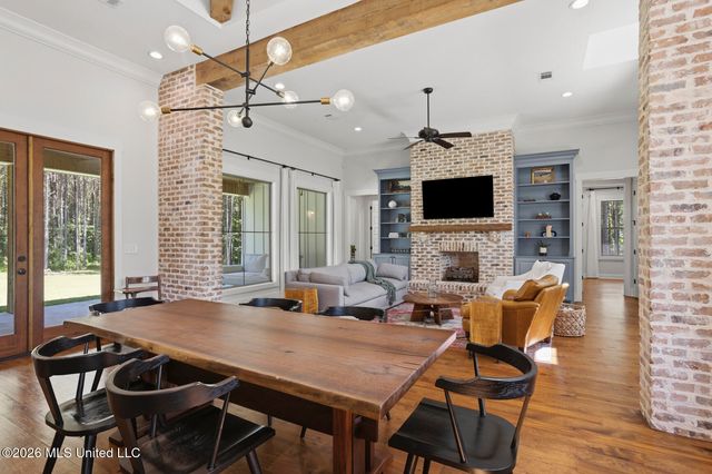 790 Clover Ridge Way, Brandon, MS 39047