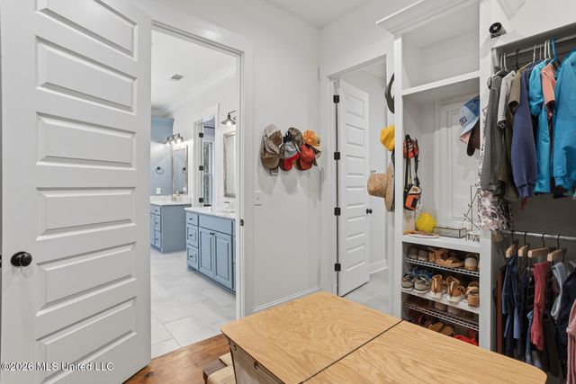 790 Clover Ridge Way, Brandon, MS 39047