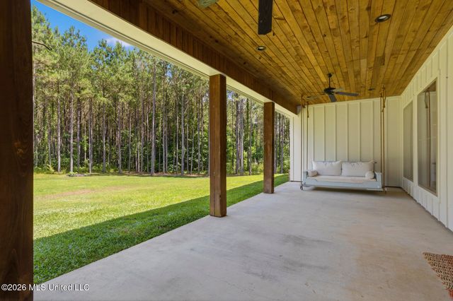 790 Clover Ridge Way, Brandon, MS 39047