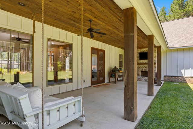 790 Clover Ridge Way, Brandon, MS 39047
