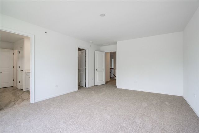 104 Sterling Drive, Lincolnshire, IL 60069