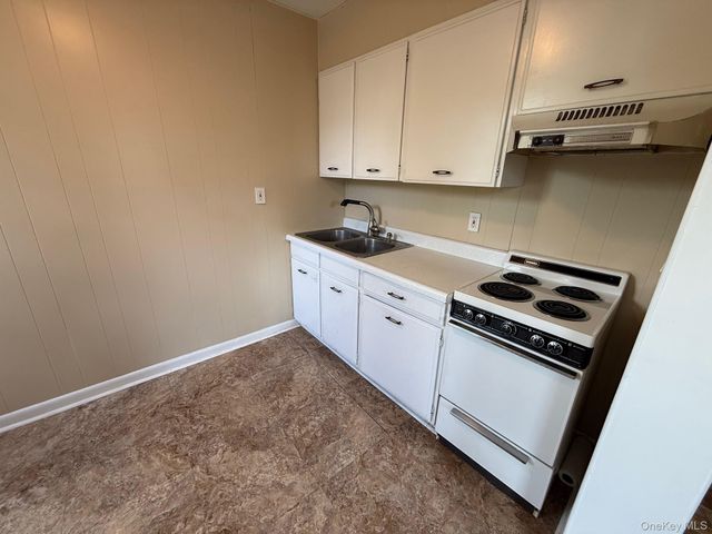247 Hudson Street 1, Cornwall On Hudson, NY 12520