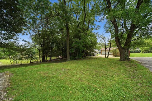 1512 Bonnot Place NE, Canton, OH 44705