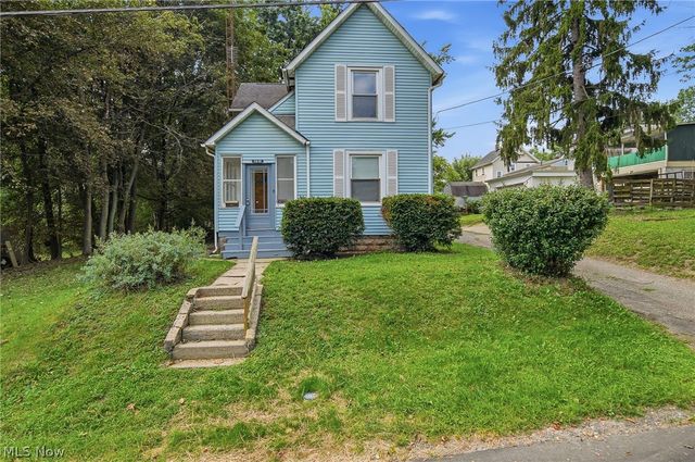 1512 Bonnot Place NE, Canton, OH 44705