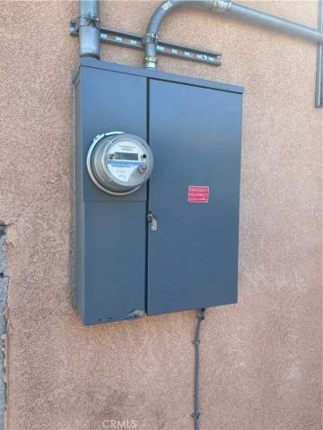 242 E M, Colton, CA 92324