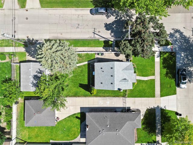 7604 Robinson Avenue, Allen Park, MI 48101