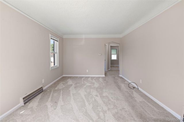 7604 Robinson Avenue, Allen Park, MI 48101