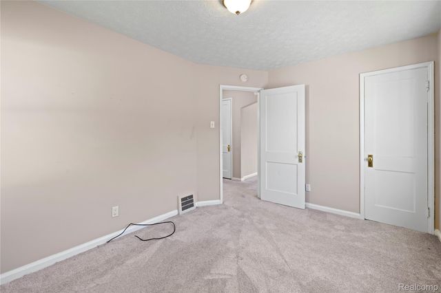 7604 Robinson Avenue, Allen Park, MI 48101