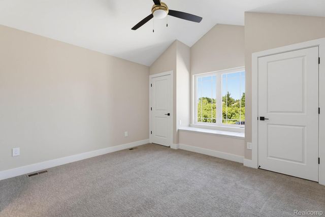 913 Kimberly Court, Troy, MI 48098