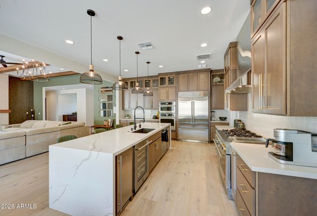 33838 N BORGATA Trail, San Tan Valley, AZ 85144