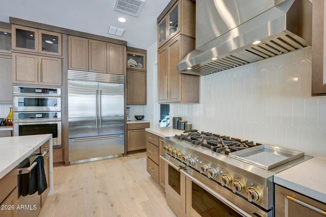 33838 N BORGATA Trail, San Tan Valley, AZ 85144