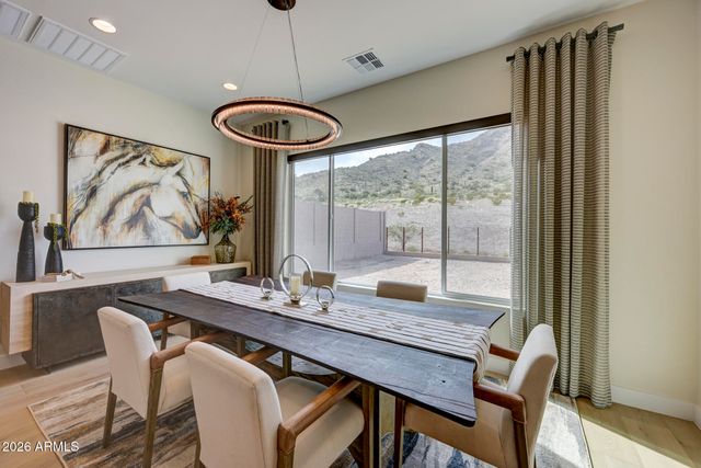 33838 N BORGATA Trail, San Tan Valley, AZ 85144