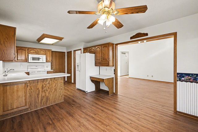 2 DANBURY CT. Court, Council Bluffs, IA 51503