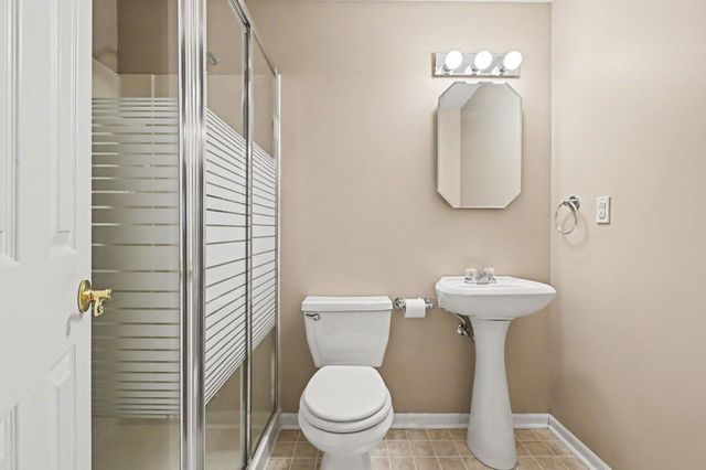 2 DANBURY CT. Court, Council Bluffs, IA 51503