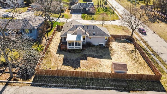 2 DANBURY CT. Court, Council Bluffs, IA 51503