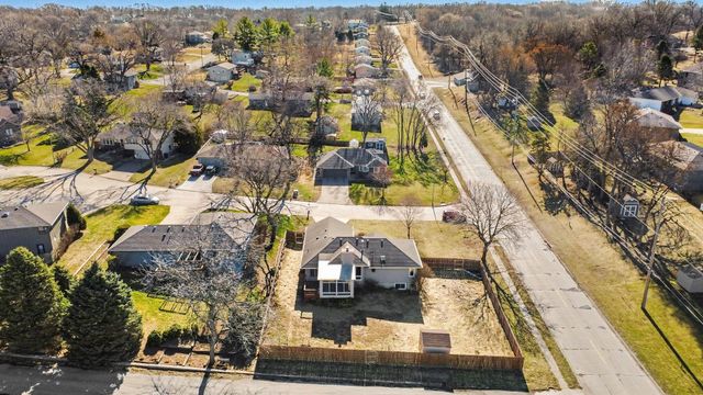 2 DANBURY CT. Court, Council Bluffs, IA 51503