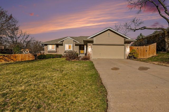 2 DANBURY CT. Court, Council Bluffs, IA 51503