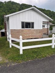 178 1st Street, Clarksville, PA 15322