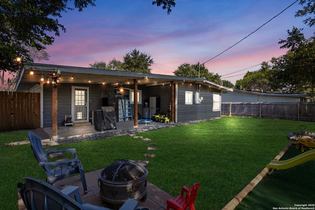 310 Eastley, San Antonio, TX 78217