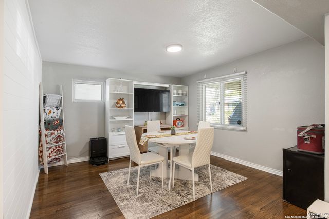 310 Eastley, San Antonio, TX 78217