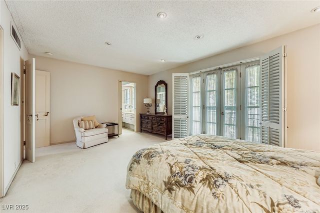 1060 Tam O Shanter, Las Vegas, NV 89109