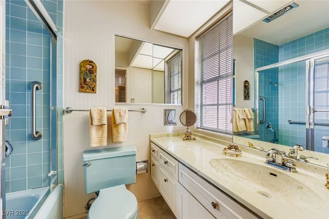 1060 Tam O Shanter, Las Vegas, NV 89109