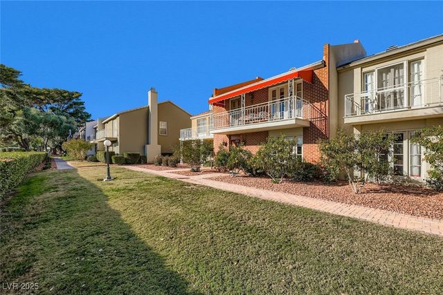 1060 Tam O Shanter, Las Vegas, NV 89109