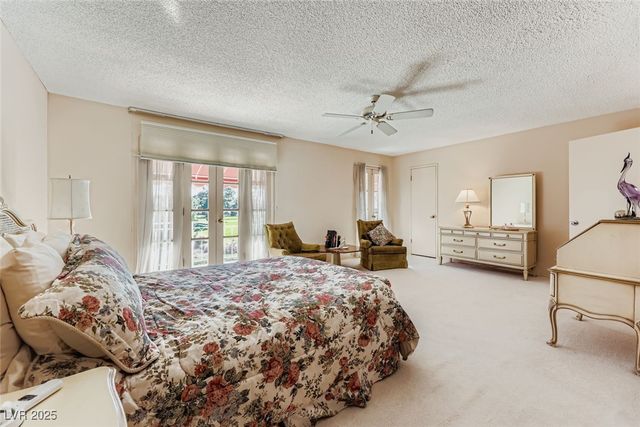 1060 Tam O Shanter, Las Vegas, NV 89109