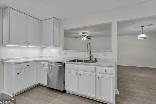 4327 Defoors Farm Trail, Powder Springs, GA 30127