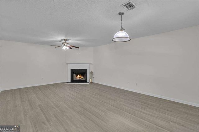 4327 Defoors Farm Trail, Powder Springs, GA 30127