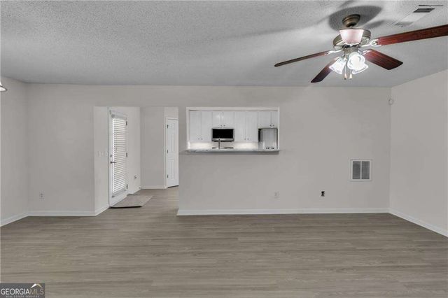 4327 Defoors Farm Trail, Powder Springs, GA 30127