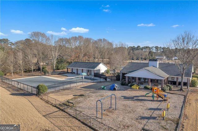 4327 Defoors Farm Trail, Powder Springs, GA 30127