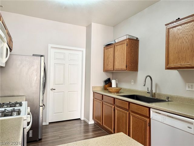 62 Blue Beak Way, Henderson, NV 89012