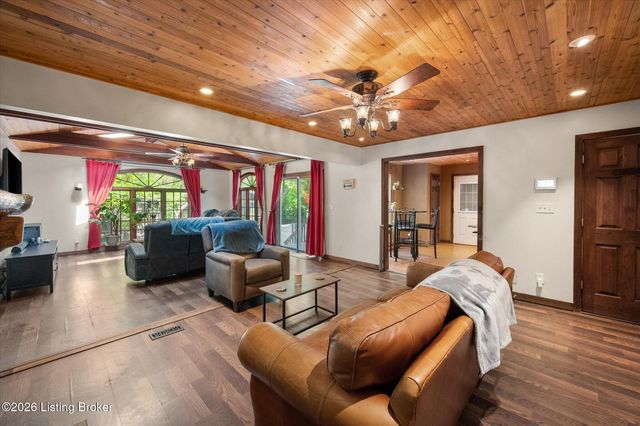 5213 Manor Dr, Crestwood, KY 40014