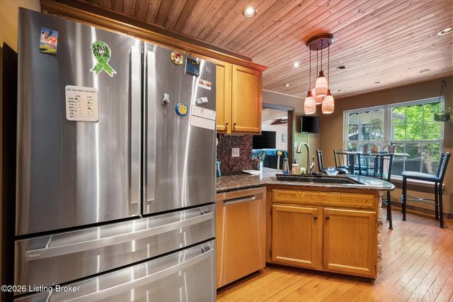 5213 Manor Dr, Crestwood, KY 40014