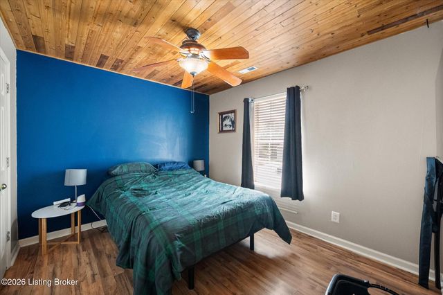 5213 Manor Dr, Crestwood, KY 40014