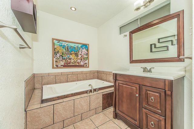 1701 Dinuba Avenue SPC 1, Selma, CA 93662