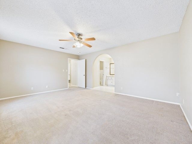 518 Ridgeway Lane, Chandler, TX 75758
