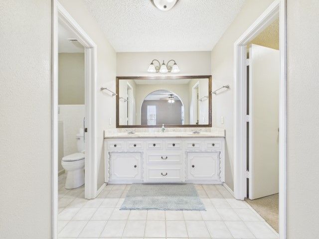518 Ridgeway Lane, Chandler, TX 75758